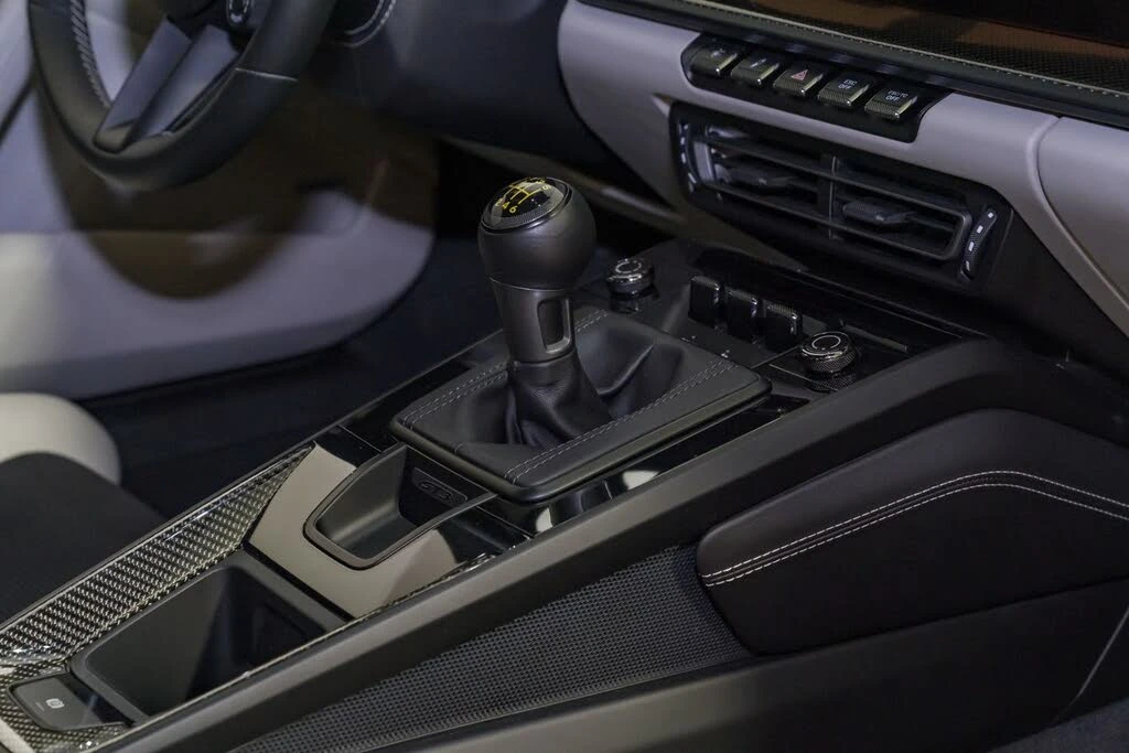 2023 Porsche 992 GT3 - Image 30 of 31
