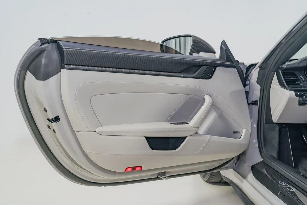 2023 Porsche 992 GT3 - Image 16 of 31