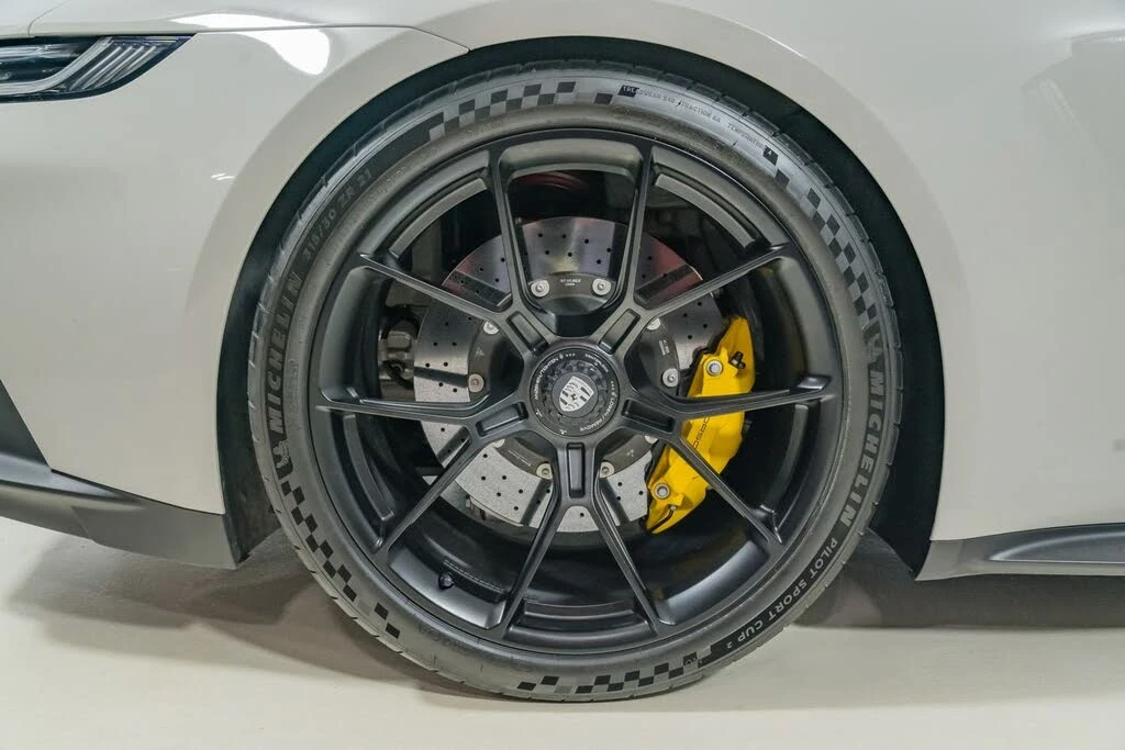 2023 Porsche 992 GT3 - Image 15 of 31