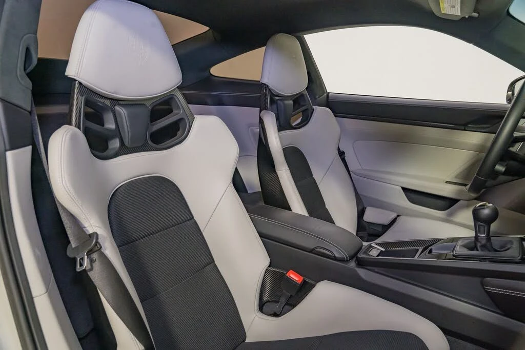 2023 Porsche 992 GT3 - Image 28 of 31