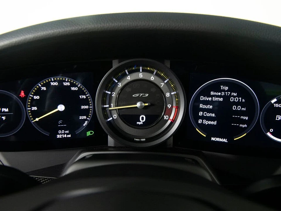 2023 Porsche 992 GT3 - Image 17 of 31