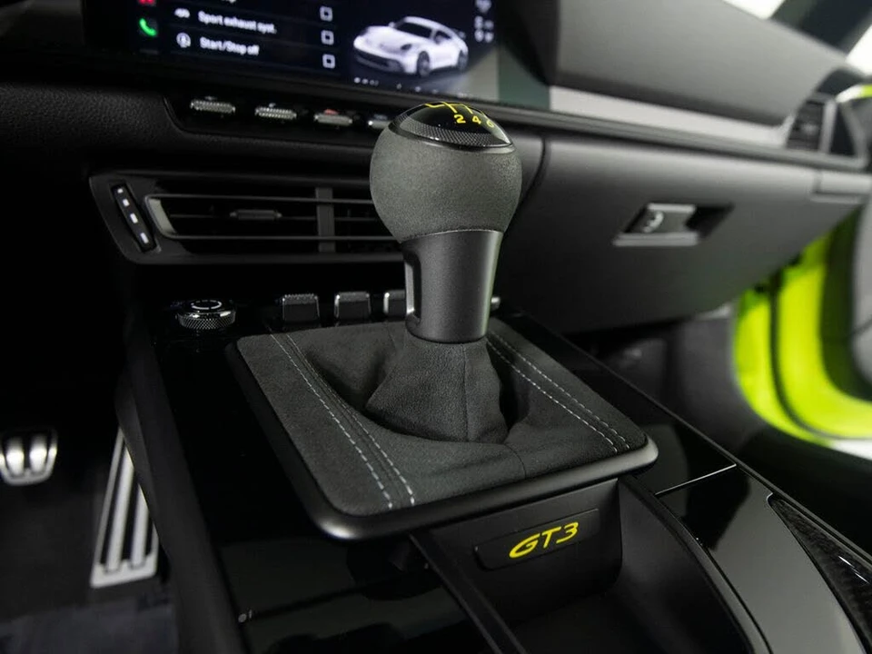 2023 Porsche 992 GT3 - Image 26 of 31
