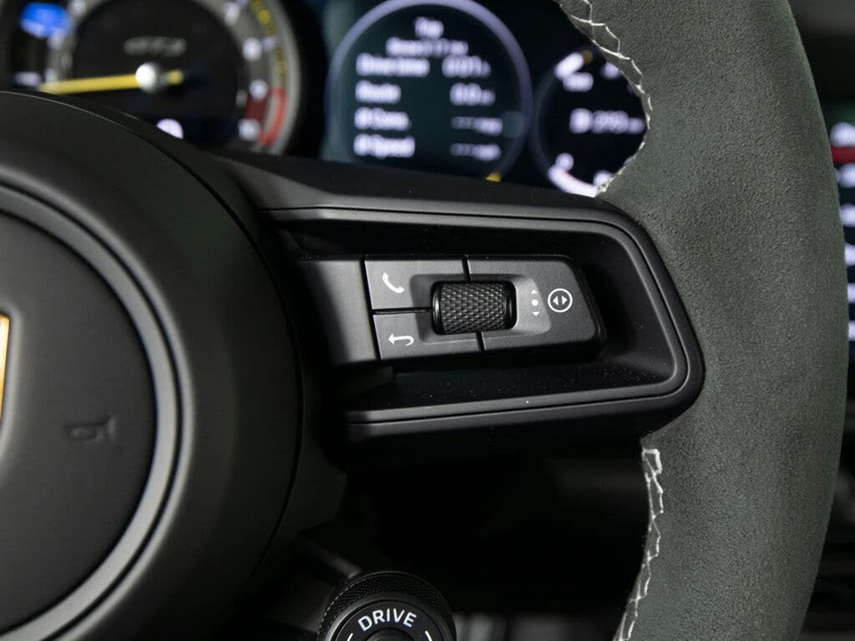 2023 Porsche 992 GT3 - Image 19 of 31