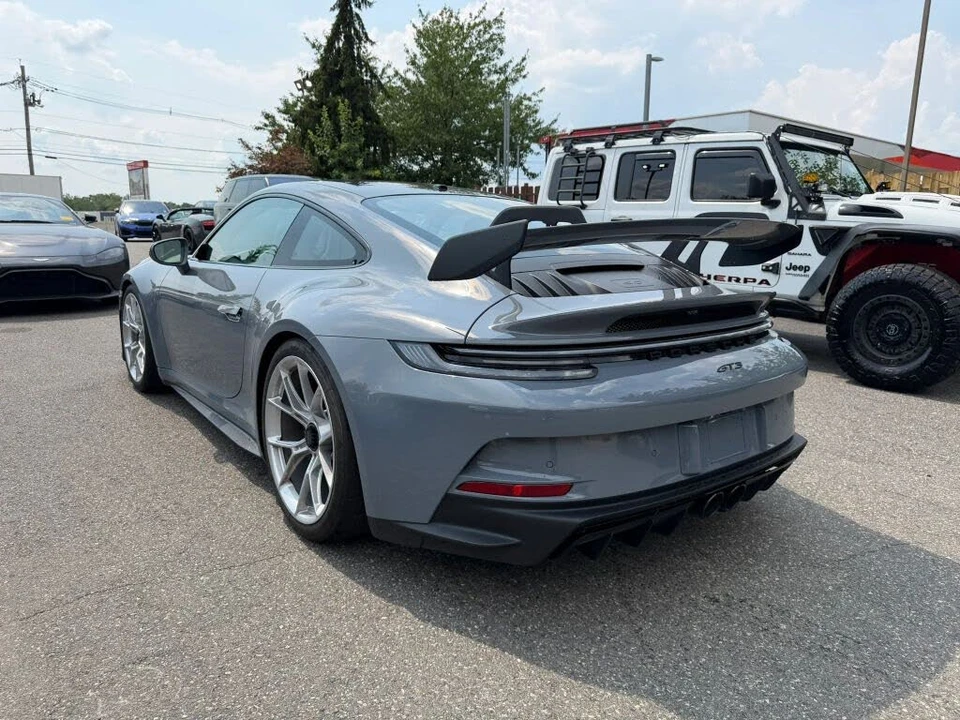 2023 Porsche 992 GT3 - Image 7 of 16