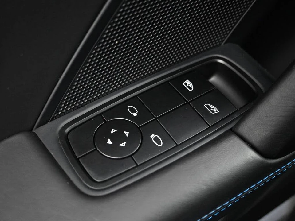 2023 Porsche 992 GT3 - Image 18 of 31