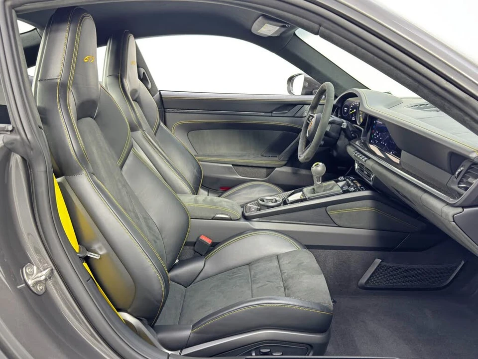2023 Porsche 992 GT3 - Image 11 of 31