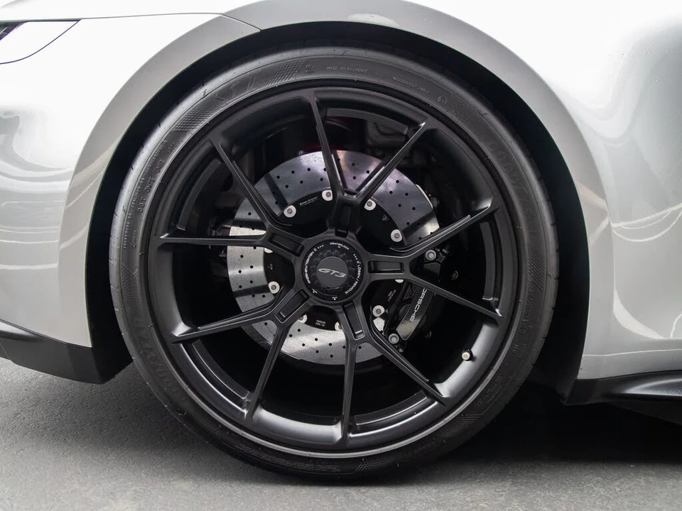 2023 Porsche 992 GT3 - Image 13 of 28