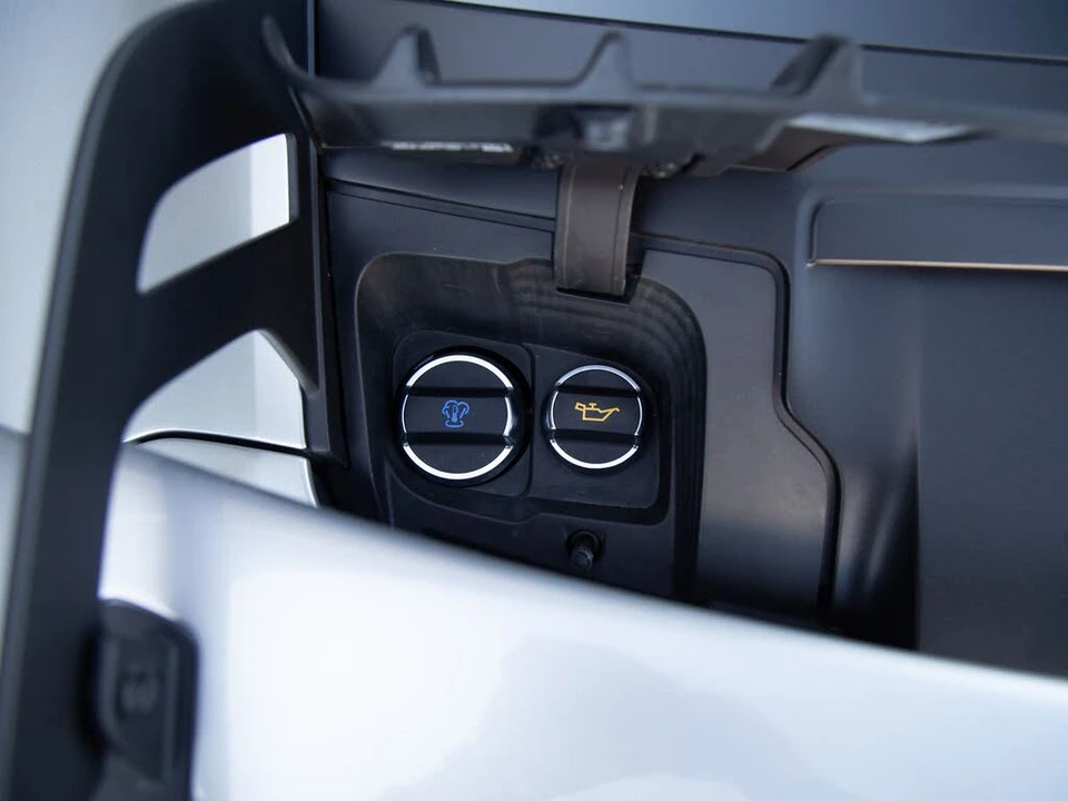 2023 Porsche 992 GT3 - Image 24 of 28