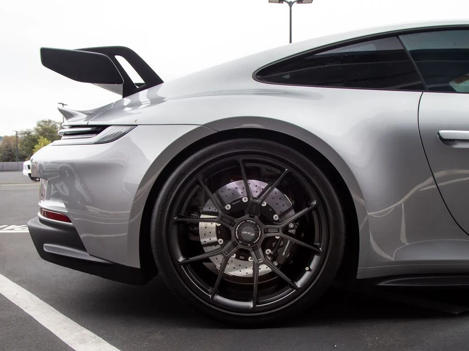 2023 Porsche 992 GT3 - Image 12 of 28