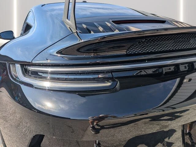 2023 Porsche 992 GT3 - Image 11 of 31