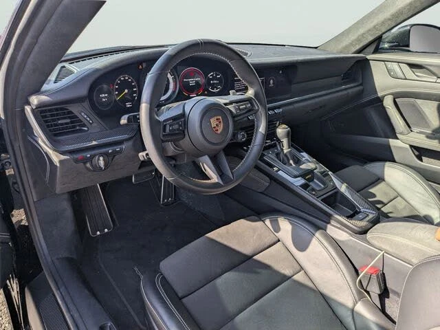 2023 Porsche 992 GT3 - Image 14 of 31