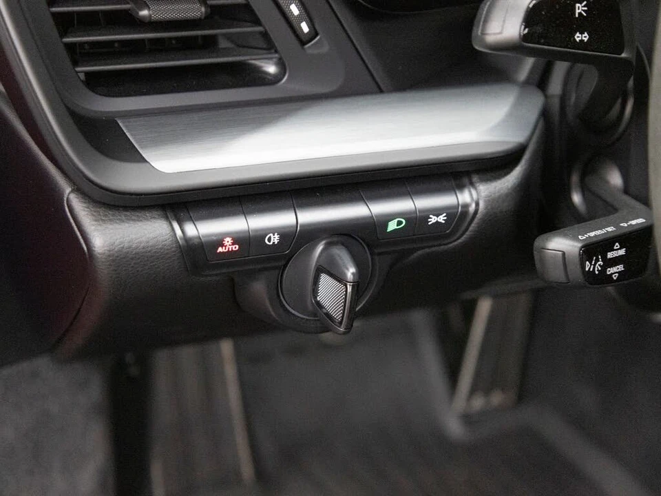 2023 Porsche 992 GT3 - Image 27 of 31