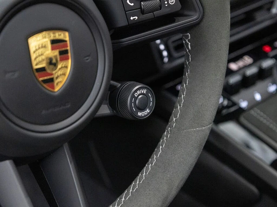 2023 Porsche 992 GT3 - Image 23 of 31