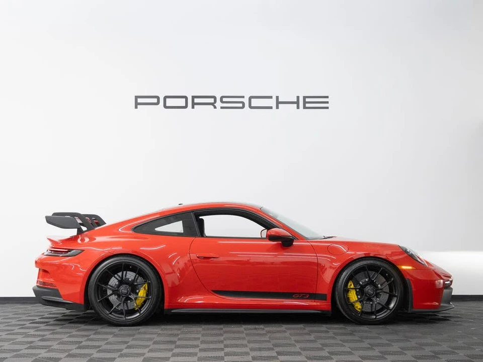 2023 Porsche 992 GT3 - Image 8 of 31