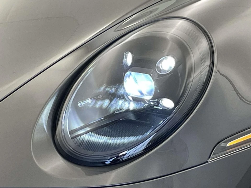 2023 Porsche 992 GT3 - Image 15 of 31