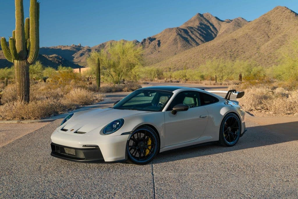 2023 Porsche 992 GT3 - Image 5 of 31