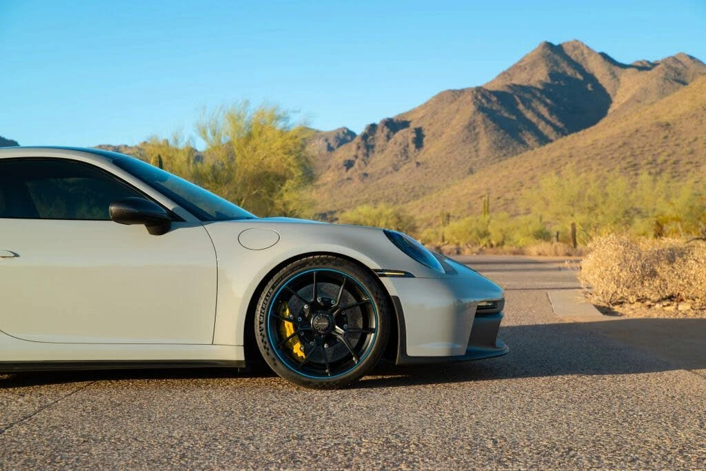 2023 Porsche 992 GT3 - Image 17 of 31