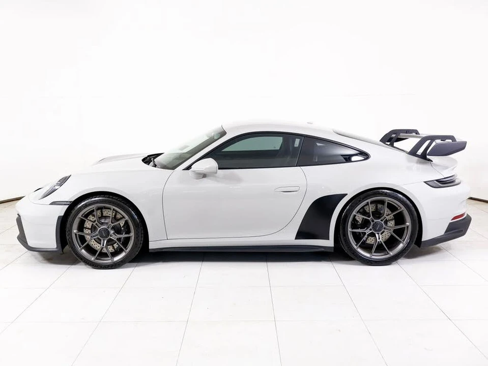 2023 Porsche 992 GT3 - Image 2 of 31