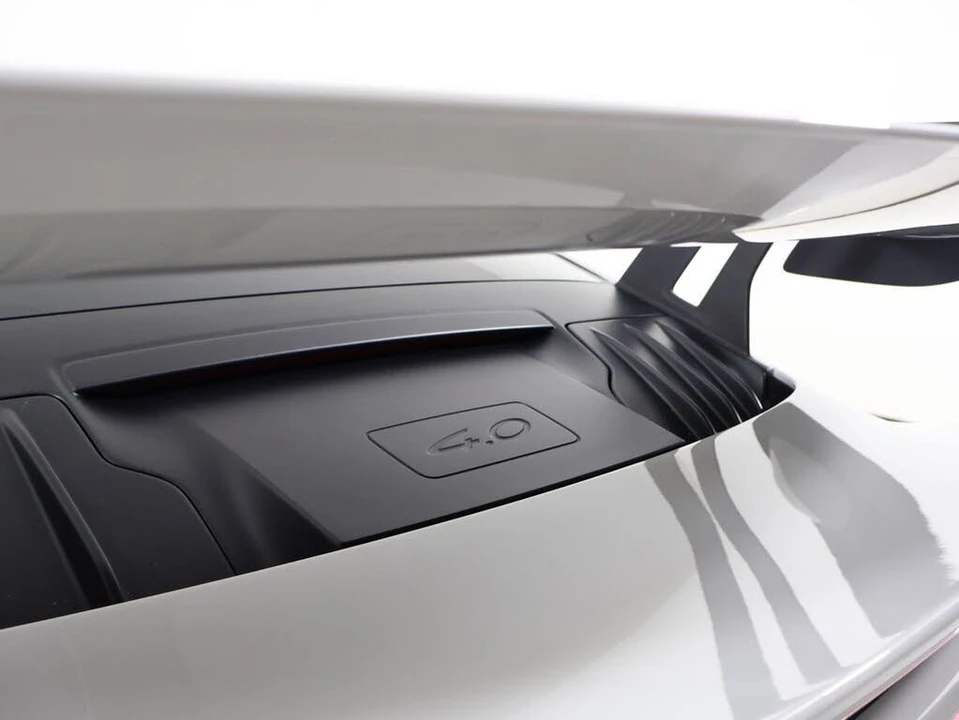 2023 Porsche 992 GT3 - Image 10 of 31