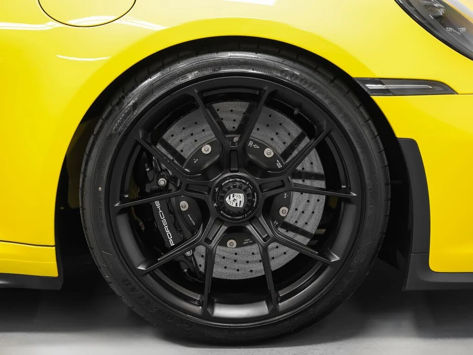 2023 Porsche 992 GT3 - Image 18 of 31