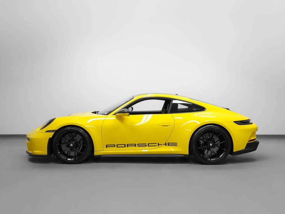 2023 Porsche 992 GT3 - Image 2 of 31