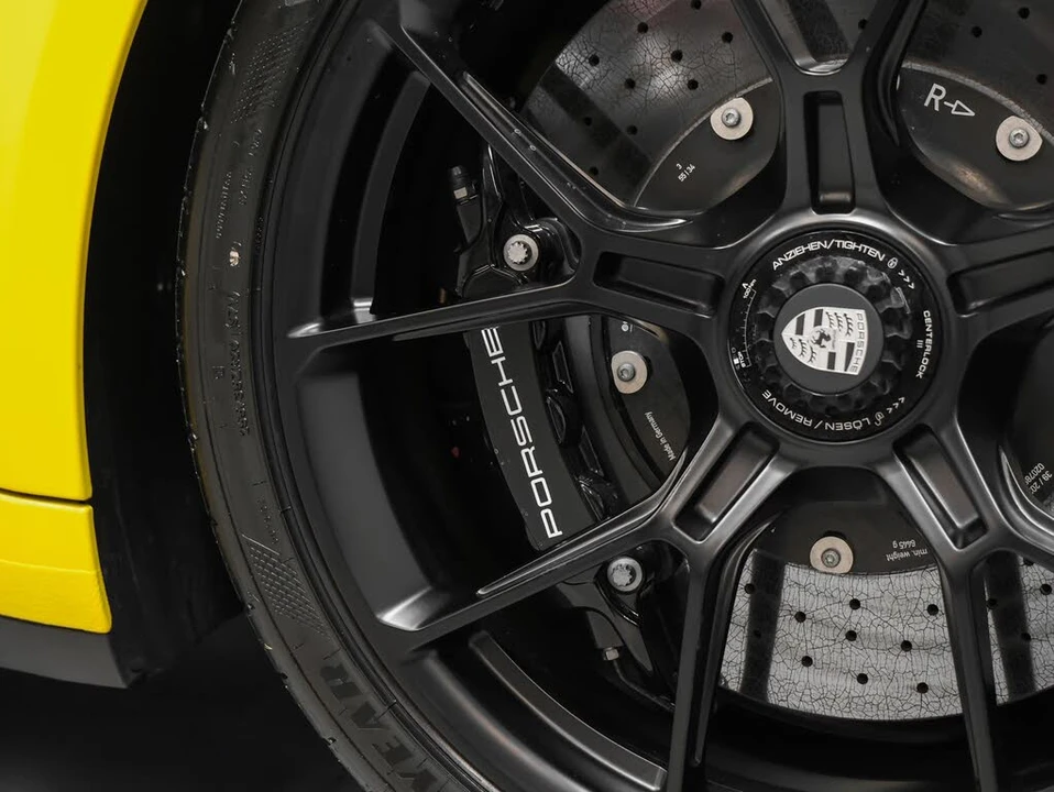 2023 Porsche 992 GT3 - Image 19 of 31
