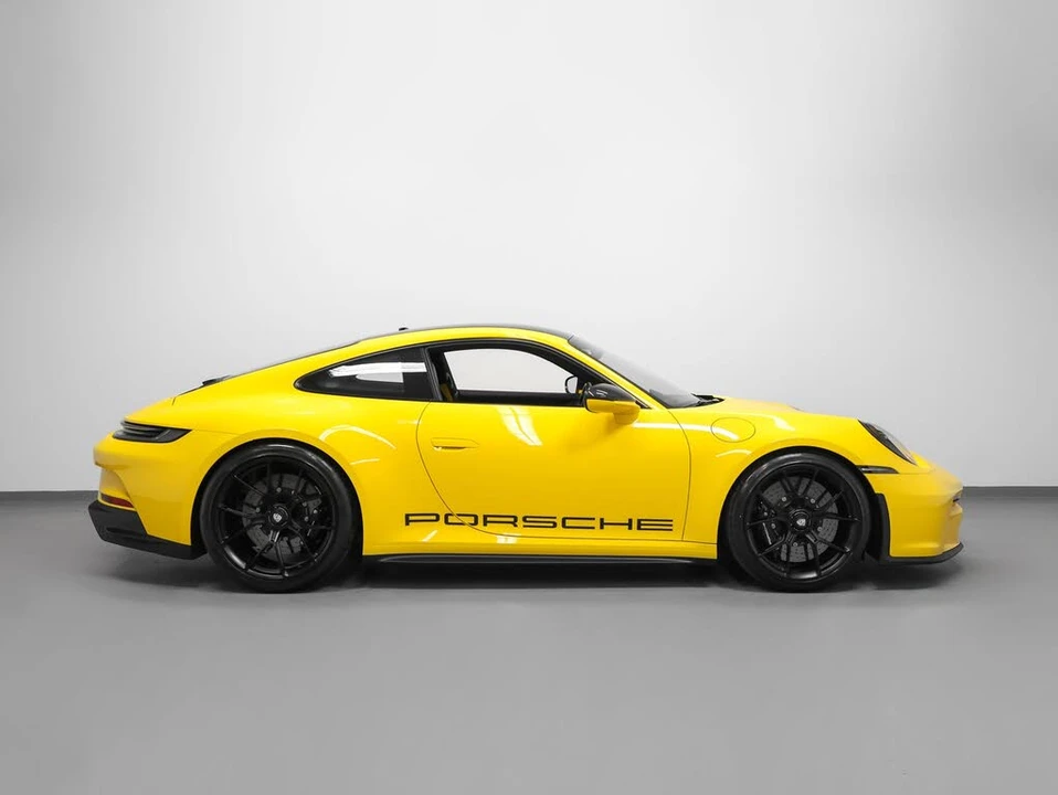 2023 Porsche 992 GT3 - Image 13 of 31