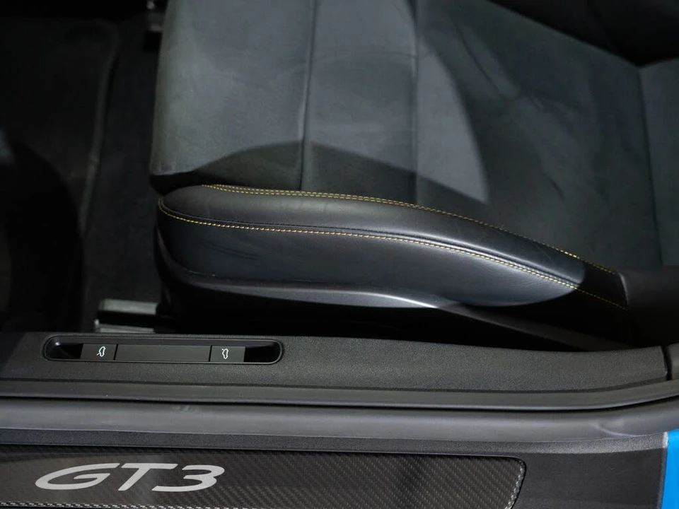 2023 Porsche 992 GT3 - Image 14 of 28