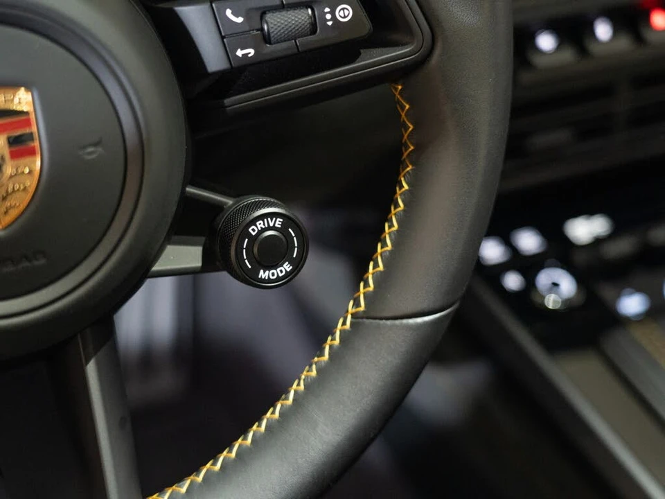 2023 Porsche 992 GT3 - Image 24 of 28
