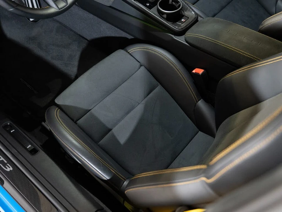 2023 Porsche 992 GT3 - Image 15 of 28