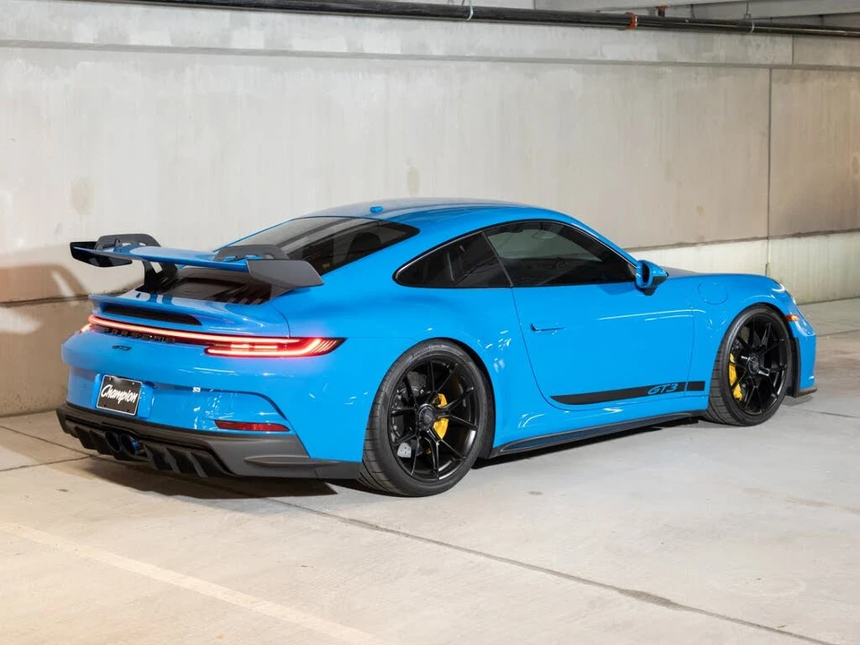 2023 Porsche 992 GT3 - Image 9 of 28