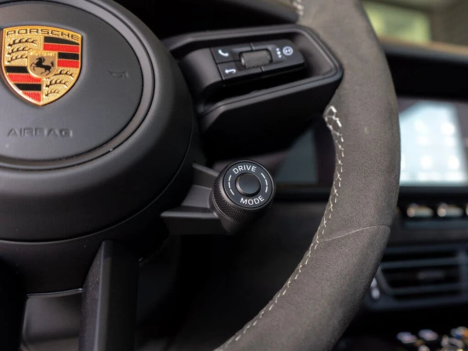 2023 Porsche 992 GT3 - Image 24 of 31