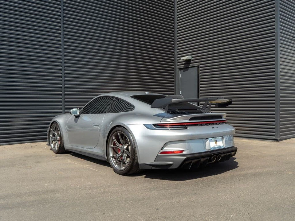 2023 Porsche 992 GT3 - Image 3 of 31