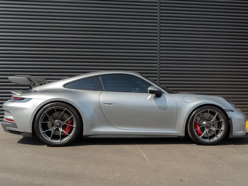 2023 Porsche 992 GT3 - Image 8 of 31