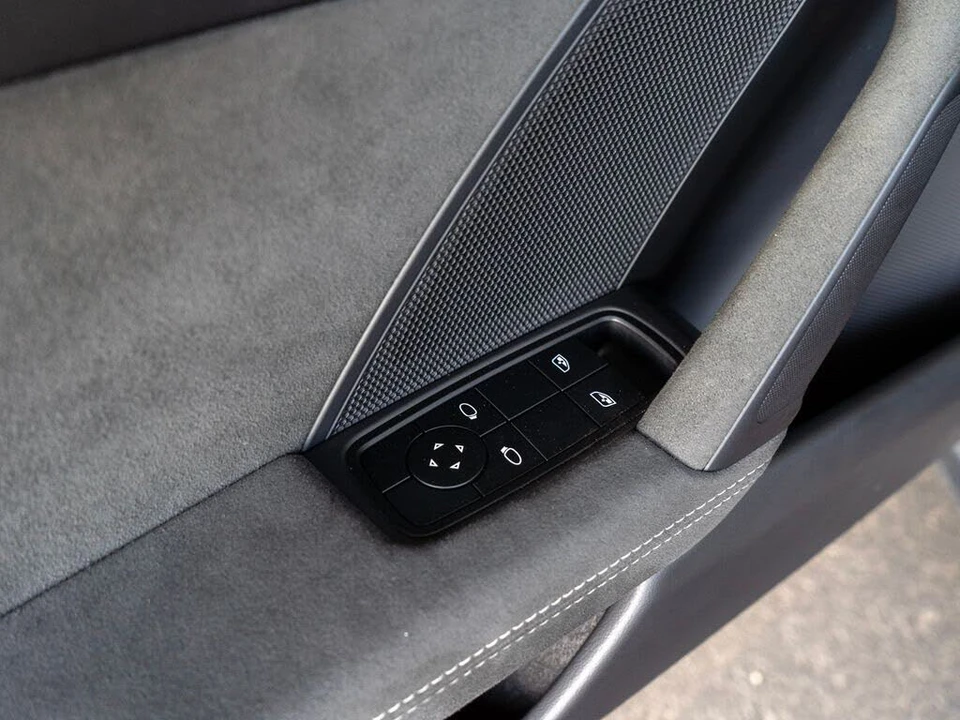 2023 Porsche 992 GT3 - Image 30 of 31