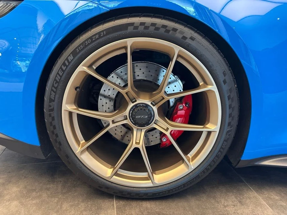 2023 Porsche 992 GT3 - Image 16 of 24