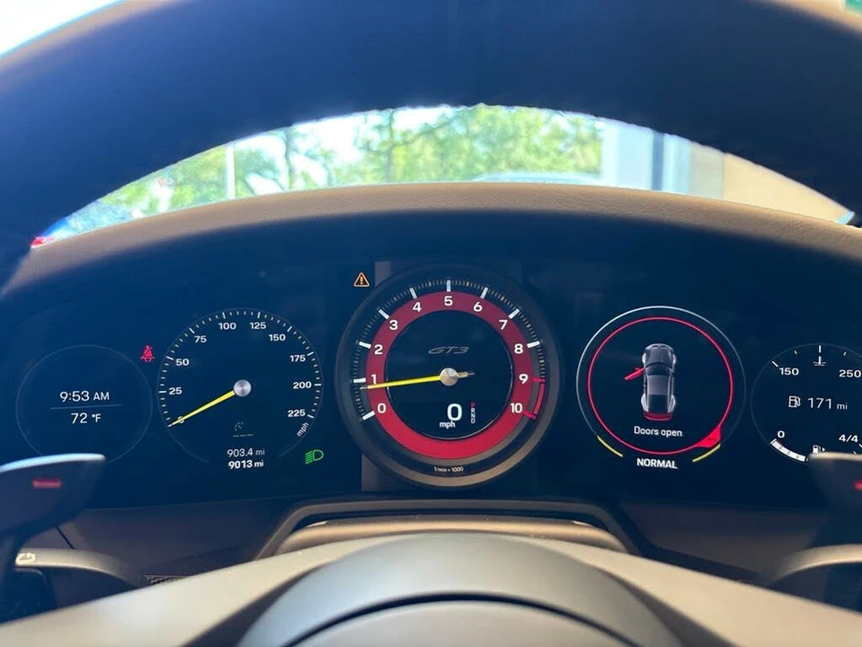 2023 Porsche 992 GT3 - Image 20 of 24
