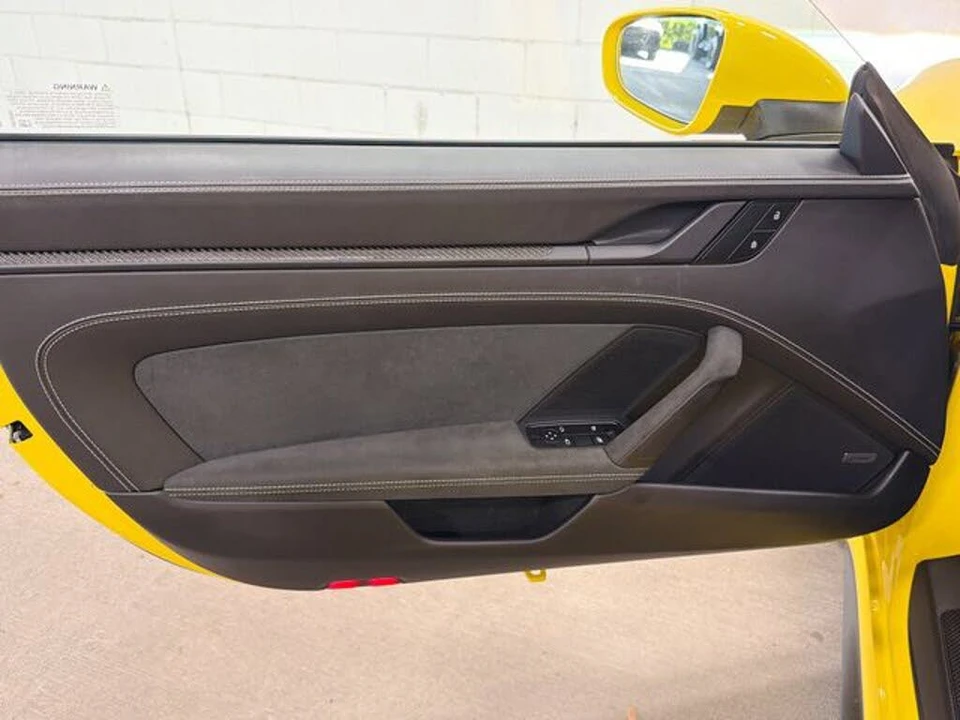 2023 Porsche 992 GT3 - Image 19 of 31