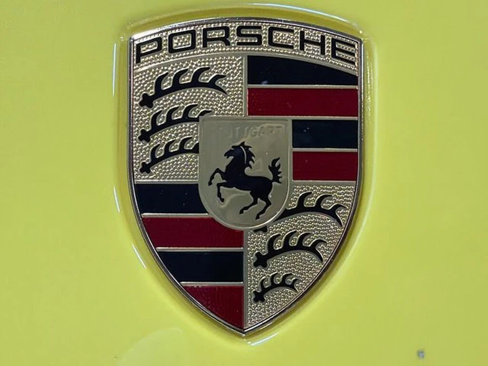 2023 Porsche 992 GT3 - Image 12 of 31
