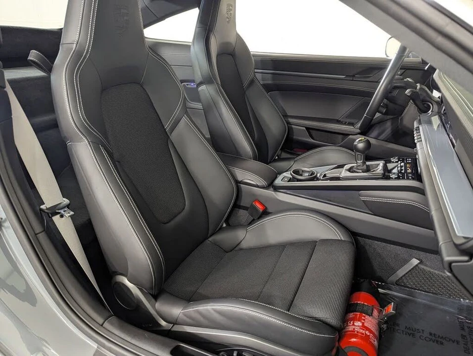 2023 Porsche 992 GT3 - Image 20 of 25