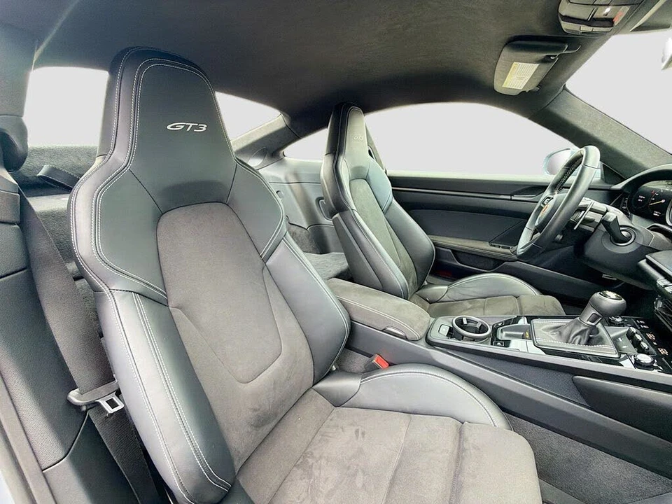 2023 Porsche 992 GT3 - Image 27 of 31