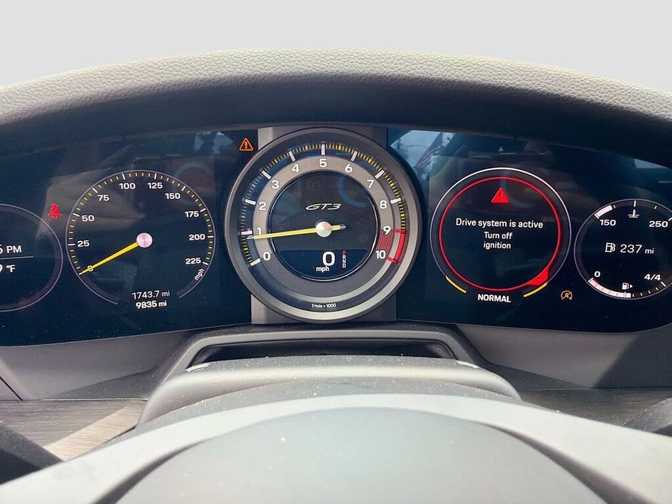 2023 Porsche 992 GT3 - Image 13 of 31