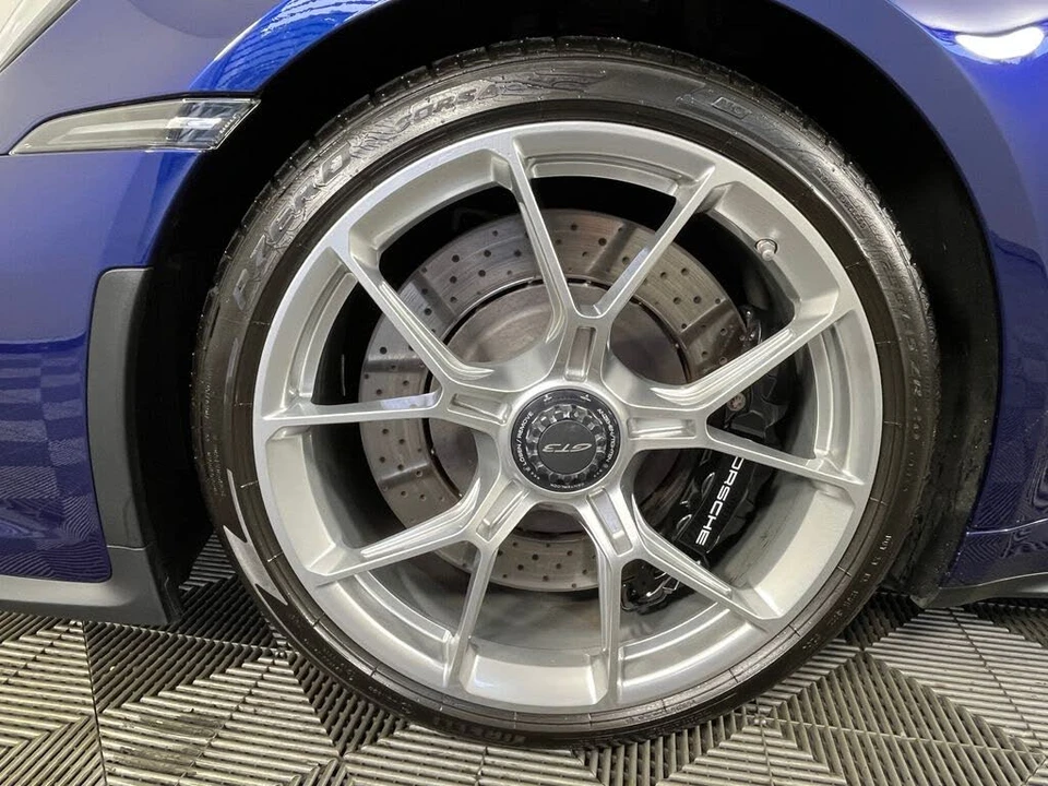 2023 Porsche 992 GT3 - Image 15 of 31