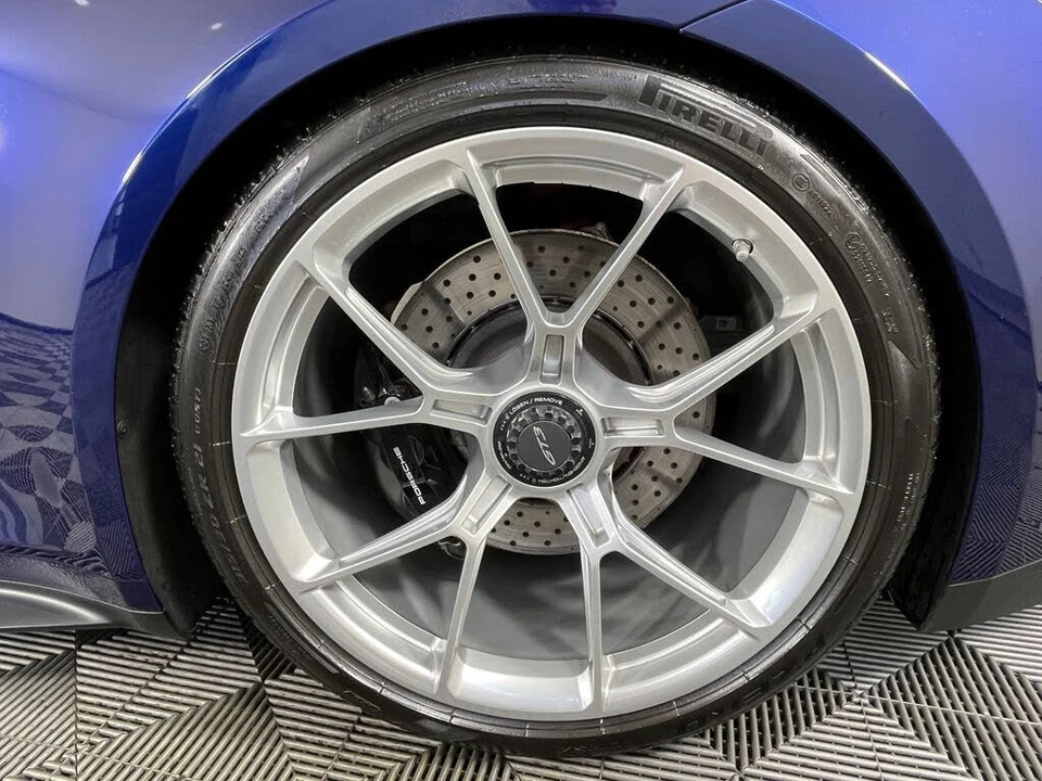 2023 Porsche 992 GT3 - Image 16 of 31