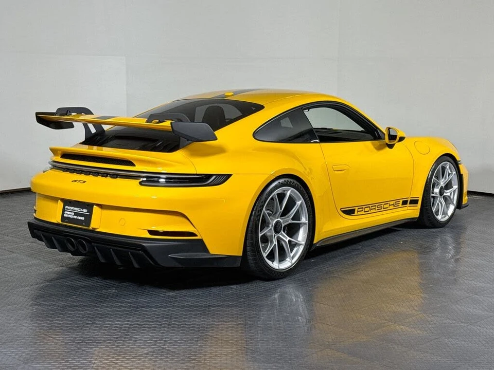2023 Porsche 992 GT3 - Image 7 of 28