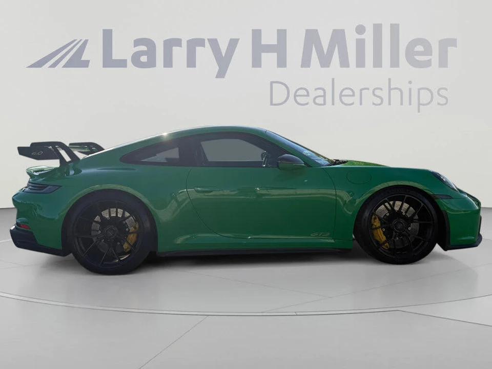 2023 Porsche 992 GT3 - Image 6 of 31