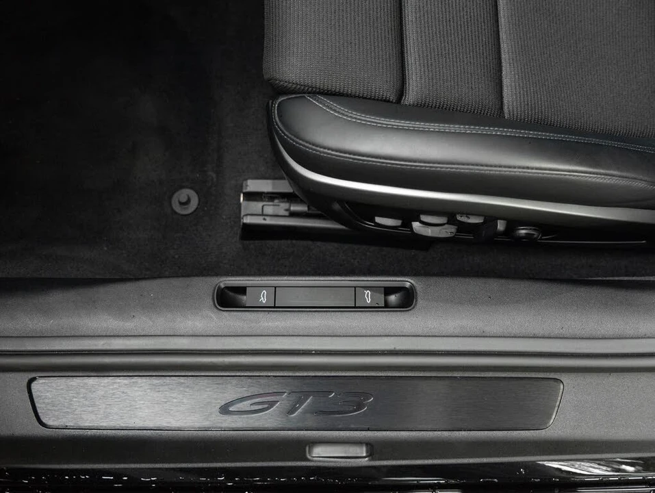 2023 Porsche 992 GT3 - Image 20 of 31
