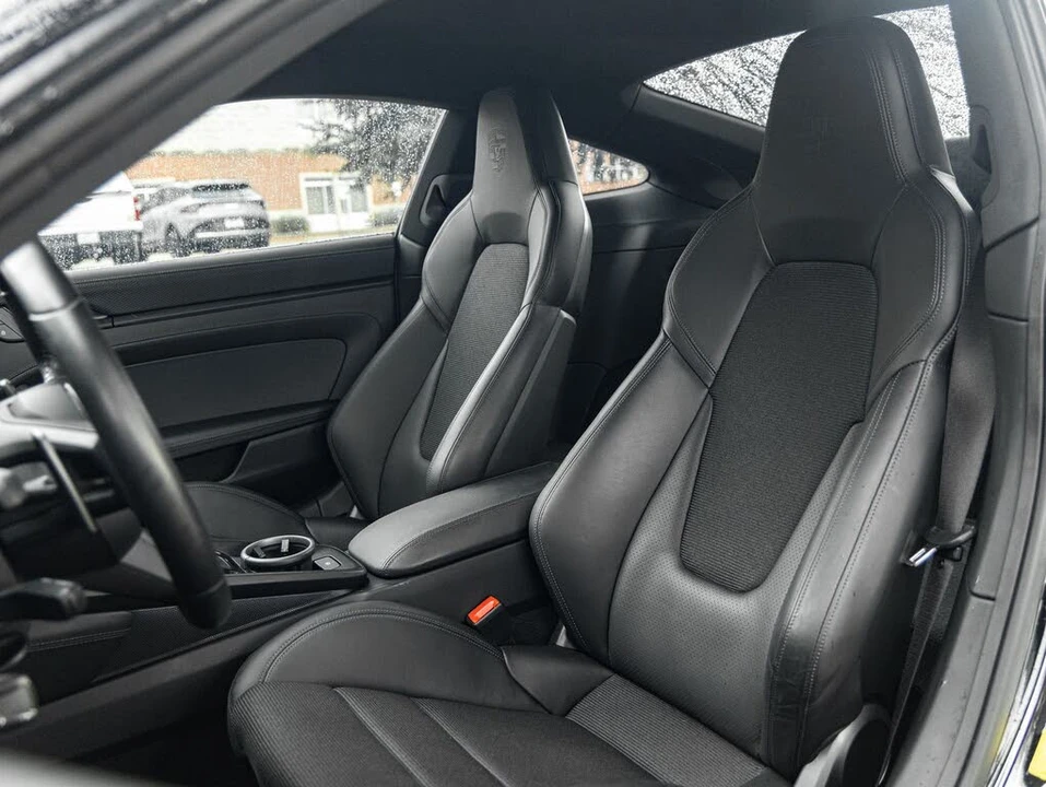 2023 Porsche 992 GT3 - Image 5 of 31