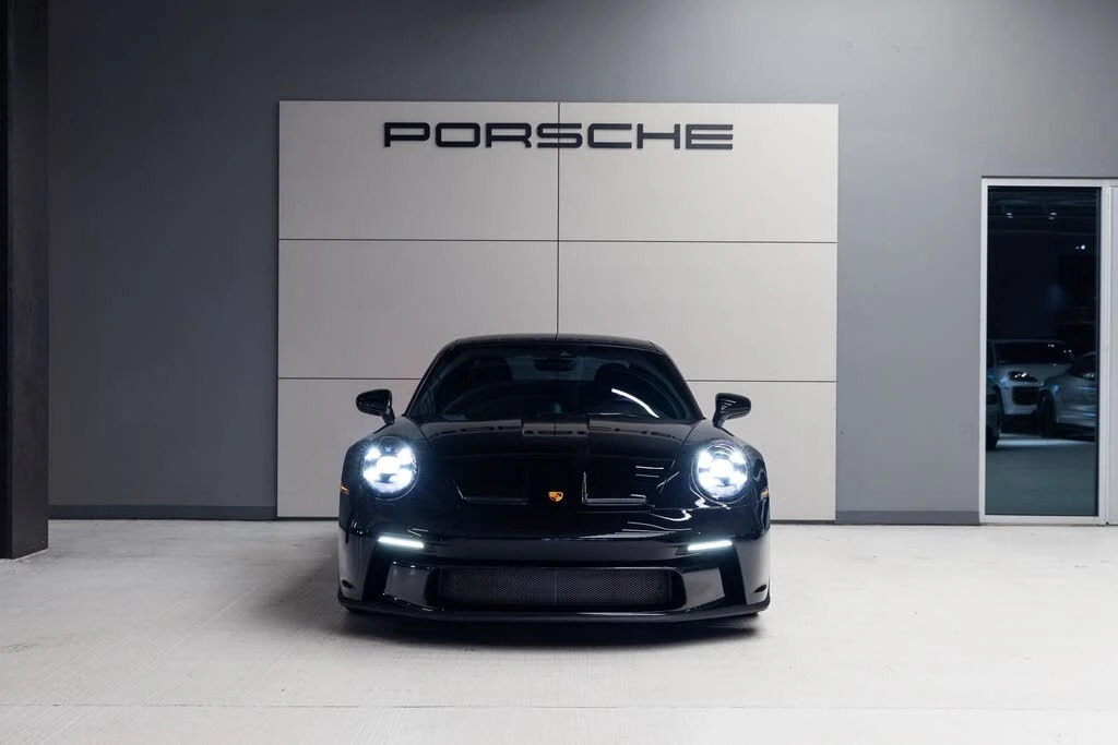 2023 Porsche 992 GT3 - Image 10 of 31