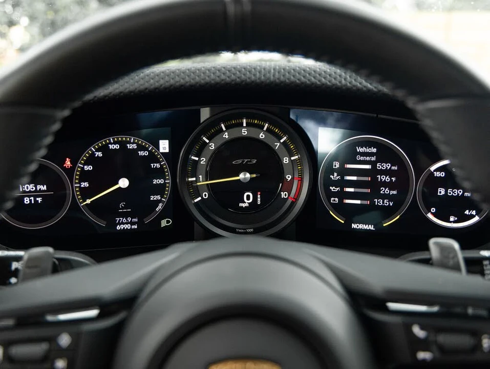 2023 Porsche 992 GT3 - Image 14 of 31